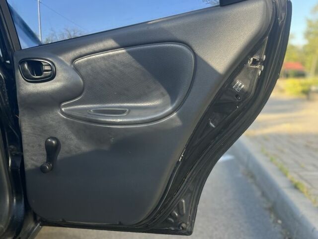 Чорний Деу Сенс, об'ємом двигуна 1.4 л та пробігом 300 тис. км за 1787 $, фото 12 на Automoto.ua