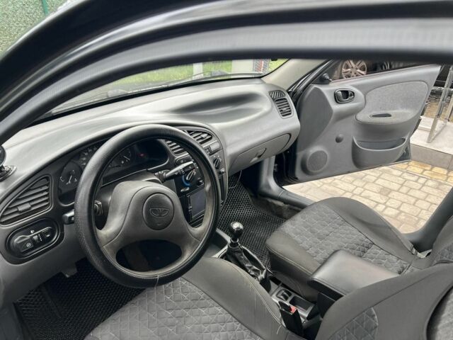 Чорний Деу Сенс, об'ємом двигуна 1.5 л та пробігом 255 тис. км за 2800 $, фото 7 на Automoto.ua