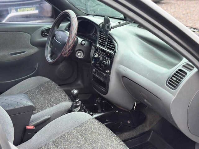 Черный Дэу Сенс, объемом двигателя 1.5 л и пробегом 125 тыс. км за 1600 $, фото 5 на Automoto.ua