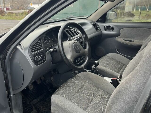 Черный Дэу Сенс, объемом двигателя 1.5 л и пробегом 200 тыс. км за 1657 $, фото 5 на Automoto.ua