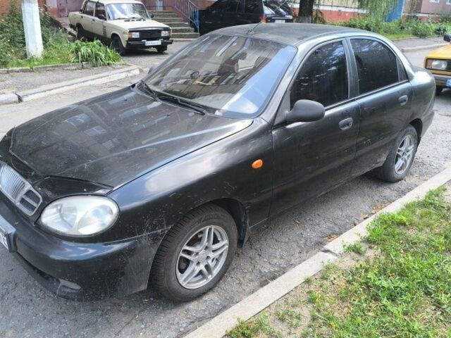 Черный Дэу Сенс, объемом двигателя 1.4 л и пробегом 300 тыс. км за 1561 $, фото 1 на Automoto.ua
