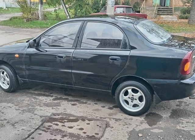 Чорний Деу Сенс, об'ємом двигуна 1.5 л та пробігом 68 тис. км за 3300 $, фото 2 на Automoto.ua