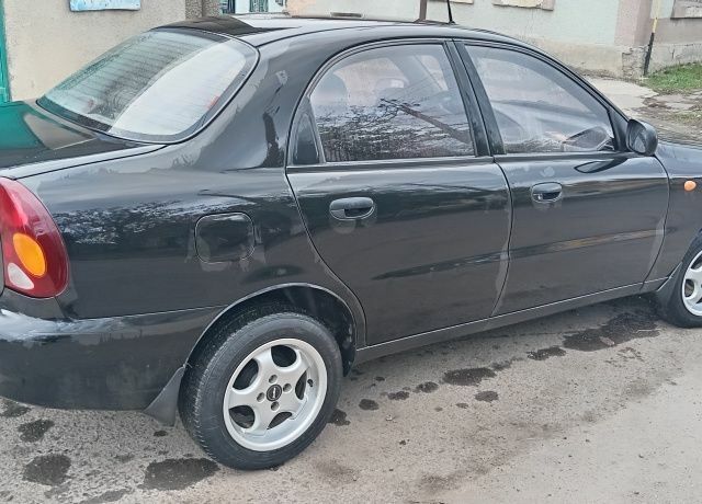 Чорний Деу Сенс, об'ємом двигуна 1.5 л та пробігом 68 тис. км за 3300 $, фото 4 на Automoto.ua