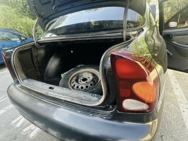 Черный Дэу Сенс, объемом двигателя 1.3 л и пробегом 200 тыс. км за 2500 $, фото 6 на Automoto.ua