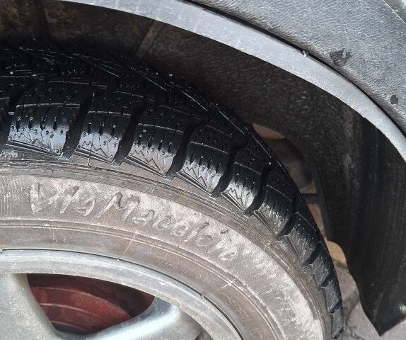 Деу Сенс 2012 у Вінниці на Automoto.ua Чорний Деу Сенс, об'ємом двигуна 1.3 л та пробігом 120 тис. км за 2200 $, фото 6 на Automoto.ua