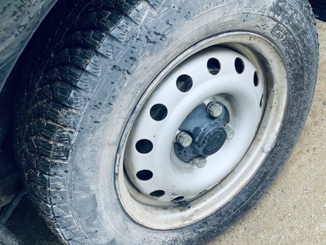 Черный Дэу Сенс, объемом двигателя 1.3 л и пробегом 18 тыс. км за 1950 $, фото 6 на Automoto.ua