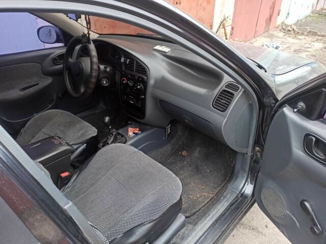 Черный Дэу Сенс, объемом двигателя 1.3 л и пробегом 163 тыс. км за 2500 $, фото 3 на Automoto.ua