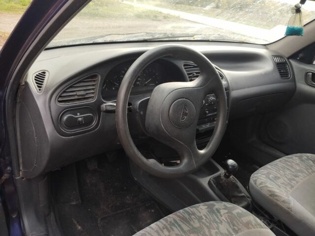 Деу Сенс 1998 у Переяславе-Хмельницком на Automoto.ua Фіолетовий Деу Сенс, об'ємом двигуна 1.5 л та пробігом 350 тис. км за 2000 $, фото 5 на Automoto.ua