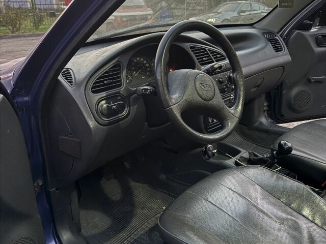 Фиолетовый Дэу Сенс, объемом двигателя 1.5 л и пробегом 179 тыс. км за 2300 $, фото 6 на Automoto.ua