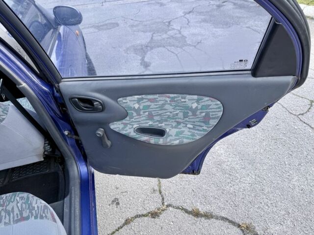 Фиолетовый Дэу Сенс, объемом двигателя 1.5 л и пробегом 190 тыс. км за 1850 $, фото 7 на Automoto.ua