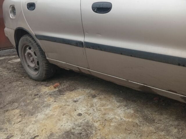 Коричневый Дэу Сенс, объемом двигателя 0 л и пробегом 350 тыс. км за 850 $, фото 4 на Automoto.ua