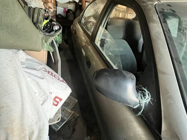 Коричневый Дэу Сенс, объемом двигателя 0 л и пробегом 300 тыс. км за 500 $, фото 4 на Automoto.ua