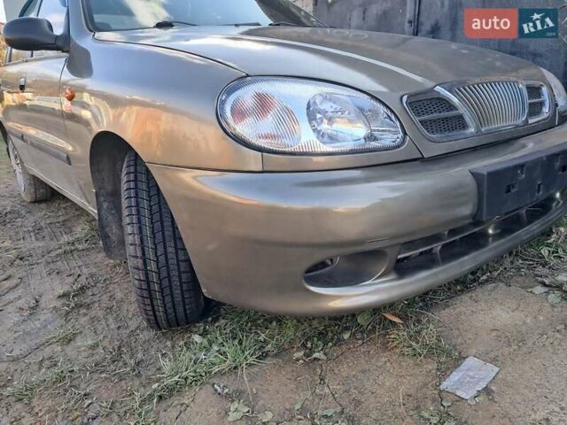 Коричневый Дэу Сенс, объемом двигателя 1.3 л и пробегом 300 тыс. км за 2000 $, фото 3 на Automoto.ua