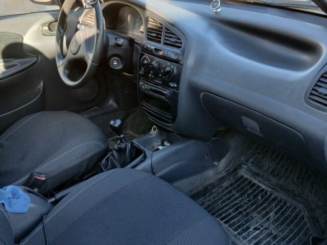 Дэу Сенс 1998 в Одессе на Automoto.ua Красный Дэу Сенс, объемом двигателя 1.5 л и пробегом 170 тыс. км за 1150 $, фото 6 на Automoto.ua