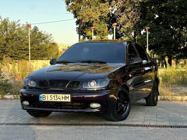 Красный Дэу Сенс, объемом двигателя 1.5 л и пробегом 150 тыс. км за 3300 $, фото 1 на Automoto.ua