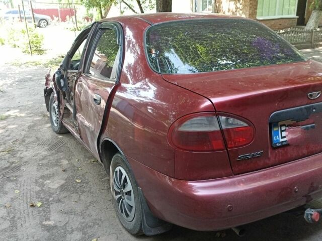 Червоний Деу Сенс, об'ємом двигуна 1.3 л та пробігом 210 тис. км за 1050 $, фото 1 на Automoto.ua