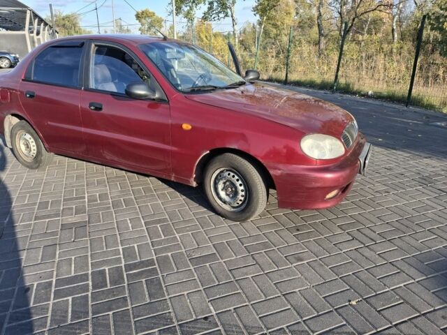 Червоний Деу Сенс, об'ємом двигуна 1.5 л та пробігом 260 тис. км за 1900 $, фото 1 на Automoto.ua