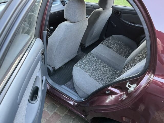 Красный Дэу Сенс, объемом двигателя 1.5 л и пробегом 100 тыс. км за 2900 $, фото 5 на Automoto.ua