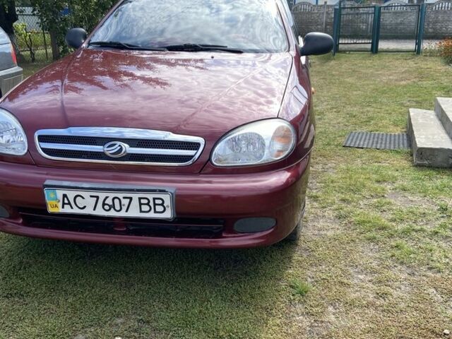 Красный Дэу Сенс, объемом двигателя 1.5 л и пробегом 180 тыс. км за 3200 $, фото 1 на Automoto.ua