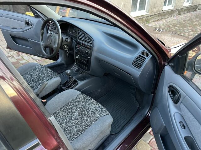 Красный Дэу Сенс, объемом двигателя 1.5 л и пробегом 100 тыс. км за 2900 $, фото 6 на Automoto.ua
