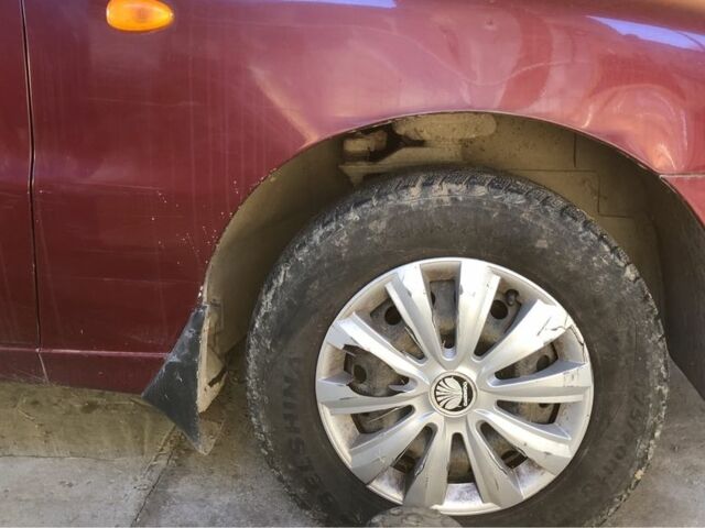 Червоний Деу Сенс, об'ємом двигуна 1.5 л та пробігом 35 тис. км за 3500 $, фото 6 на Automoto.ua