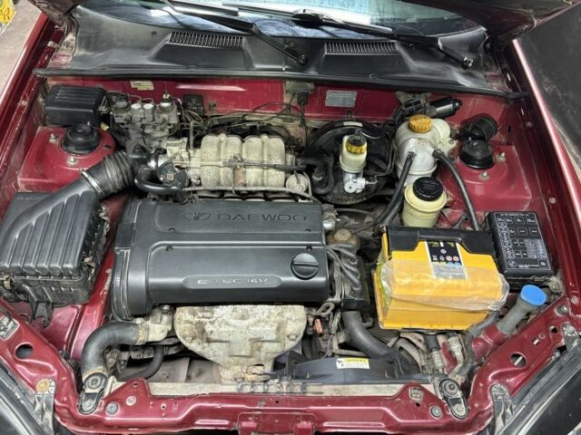 Червоний Деу Сенс, об'ємом двигуна 1.6 л та пробігом 200 тис. км за 2000 $, фото 7 на Automoto.ua