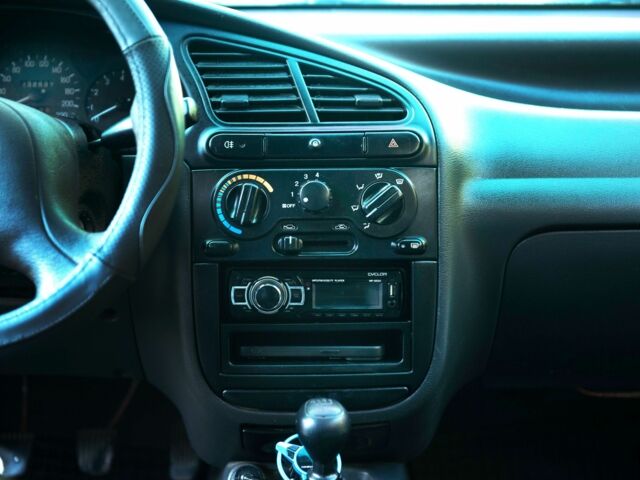 Красный Дэу Сенс, объемом двигателя 1.5 л и пробегом 232 тыс. км за 1800 $, фото 17 на Automoto.ua