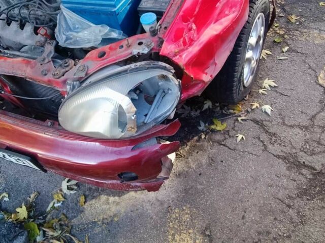 Дэу Сенс 1998 в Киеве на Automoto.ua Красный Дэу Сенс, объемом двигателя 0 л и пробегом 170 тыс. км за 800 $, фото 3 на Automoto.ua