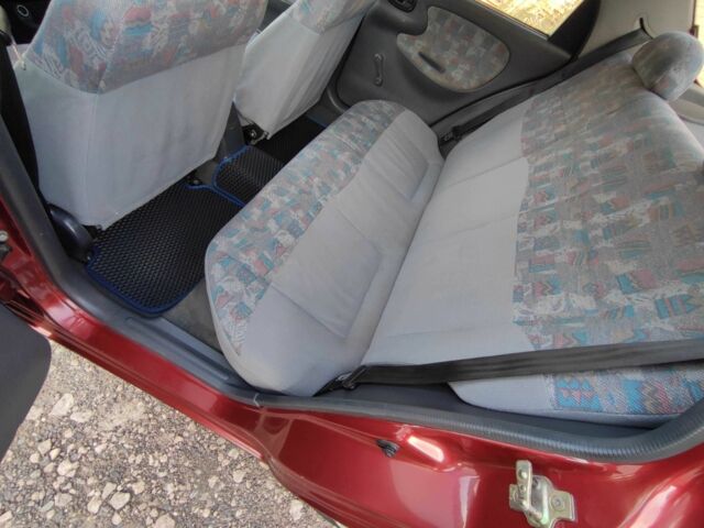 Красный Дэу Сенс, объемом двигателя 1.5 л и пробегом 194 тыс. км за 2200 $, фото 6 на Automoto.ua