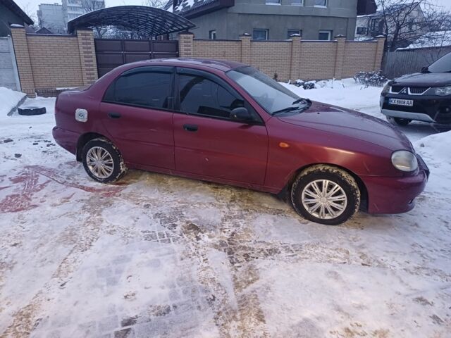 Червоний Деу Сенс, об'ємом двигуна 1.6 л та пробігом 190 тис. км за 1850 $, фото 1 на Automoto.ua