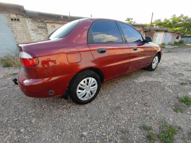 Красный Дэу Сенс, объемом двигателя 1.5 л и пробегом 194 тыс. км за 2200 $, фото 4 на Automoto.ua