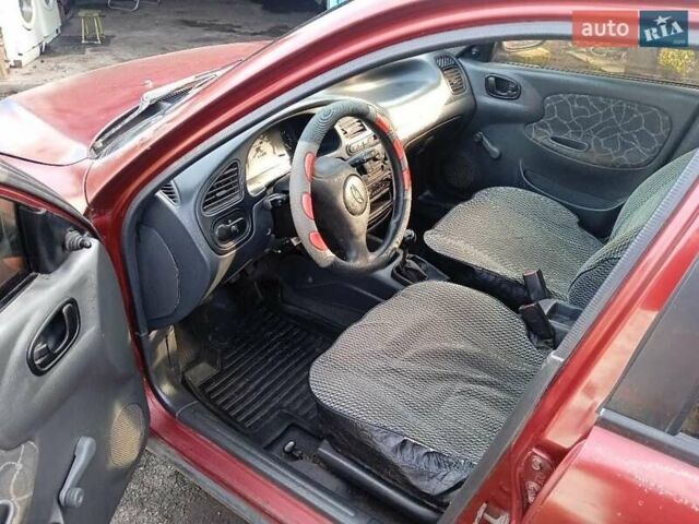 Красный Дэу Сенс, объемом двигателя 1.3 л и пробегом 777 тыс. км за 1350 $, фото 8 на Automoto.ua