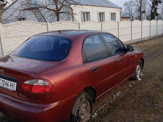 Красный Дэу Сенс, объемом двигателя 1.3 л и пробегом 120 тыс. км за 1564 $, фото 3 на Automoto.ua