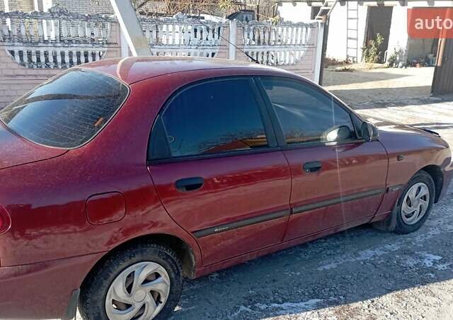 Красный Дэу Сенс, объемом двигателя 1.5 л и пробегом 300 тыс. км за 2450 $, фото 5 на Automoto.ua