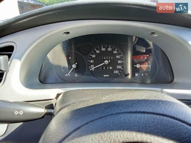 Червоний Деу Сенс, об'ємом двигуна 1.3 л та пробігом 116 тис. км за 2300 $, фото 2 на Automoto.ua