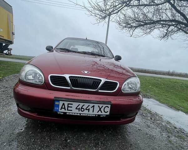 Красный Дэу Сенс, объемом двигателя 1.3 л и пробегом 174 тыс. км за 2300 $, фото 2 на Automoto.ua