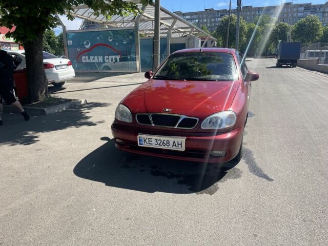 Красный Дэу Сенс, объемом двигателя 1.6 л и пробегом 220 тыс. км за 2200 $, фото 1 на Automoto.ua