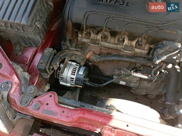 Деу Сенс 2003 у Дніпро (Дніпропетровську) на Automoto.ua Червоний Деу Сенс, об'ємом двигуна 1.3 л та пробігом 215 тис. км за 2200 $, фото 4 на Automoto.ua