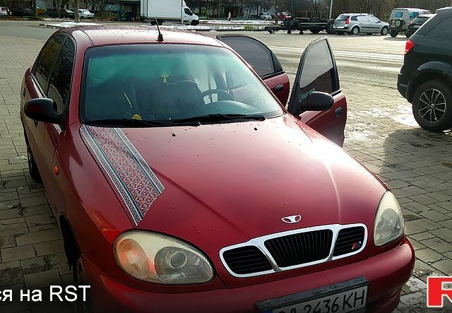 Красный Дэу Сенс, объемом двигателя 1.3 л и пробегом 280 тыс. км за 1800 $, фото 1 на Automoto.ua