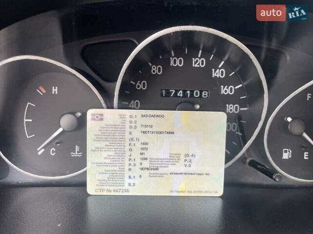 Красный Дэу Сенс, объемом двигателя 1.3 л и пробегом 174 тыс. км за 2300 $, фото 9 на Automoto.ua