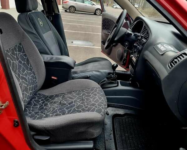 Червоний Деу Сенс, об'ємом двигуна 1.3 л та пробігом 304 тис. км за 2300 $, фото 41 на Automoto.ua