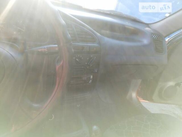 Красный Дэу Сенс, объемом двигателя 0 л и пробегом 280 тыс. км за 2300 $, фото 2 на Automoto.ua