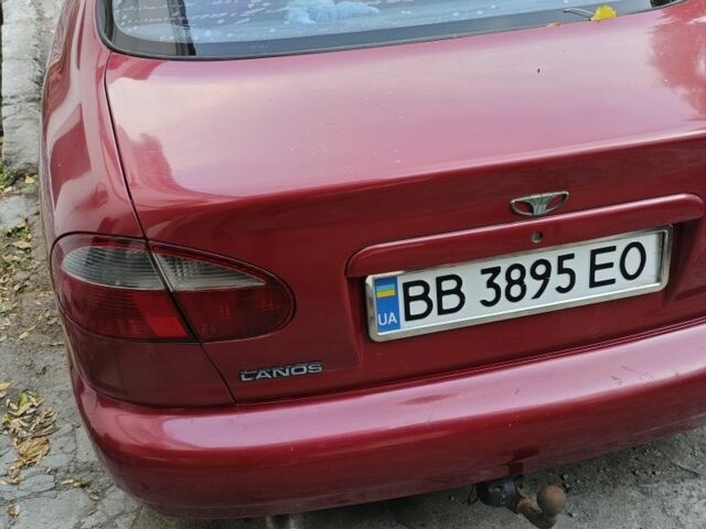 Дэу Сенс 2003 в Днепре (Днепропетровске) на Automoto.ua Красный Дэу Сенс, объемом двигателя 1.5 л и пробегом 220 тыс. км за 2877 $, фото 3 на Automoto.ua
