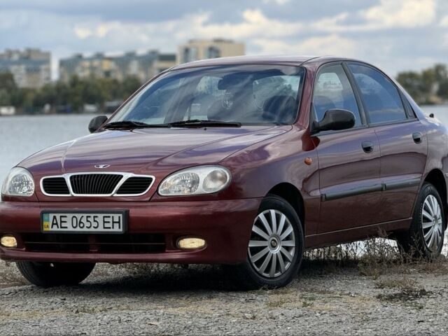 Красный Дэу Сенс, объемом двигателя 1.5 л и пробегом 201 тыс. км за 2550 $, фото 2 на Automoto.ua