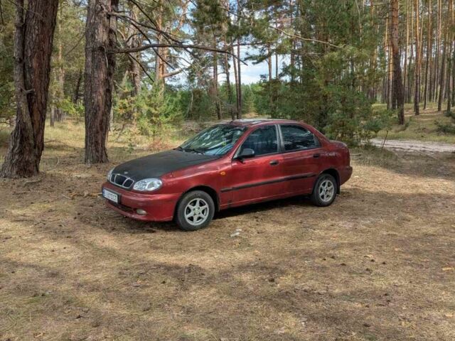 Красный Дэу Сенс, объемом двигателя 1.5 л и пробегом 228 тыс. км за 2100 $, фото 3 на Automoto.ua