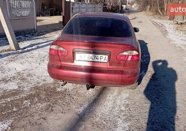 Красный Дэу Сенс, объемом двигателя 1.5 л и пробегом 300 тыс. км за 2450 $, фото 4 на Automoto.ua