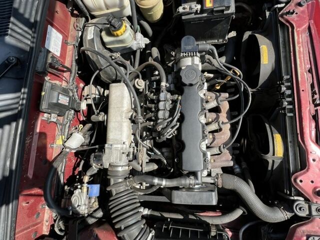 Деу Сенс 2003 у Одесі на Automoto.ua Червоний Деу Сенс, об'ємом двигуна 1.5 л та пробігом 383 тис. км за 1999 $, фото 6 на Automoto.ua