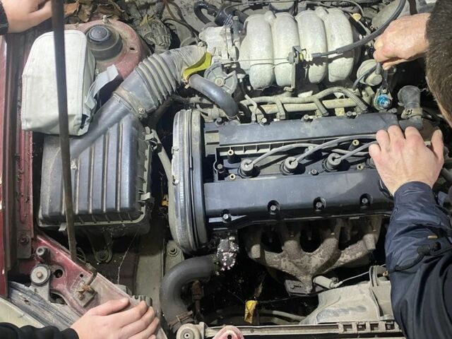 Красный Дэу Сенс, объемом двигателя 1.5 л и пробегом 347 тыс. км за 1700 $, фото 1 на Automoto.ua