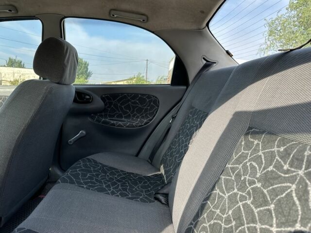 Красный Дэу Сенс, объемом двигателя 1.5 л и пробегом 220 тыс. км за 2299 $, фото 7 на Automoto.ua