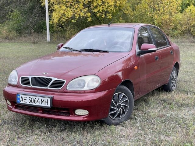 Красный Дэу Сенс, объемом двигателя 1.5 л и пробегом 250 тыс. км за 2400 $, фото 2 на Automoto.ua